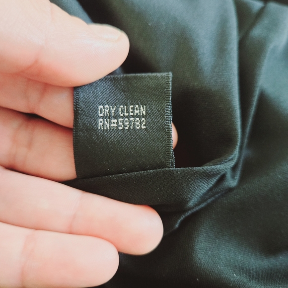 Adrianna Papell Black Cocktail Knee Length Sleeveless Pleated Dress - Picture 7 of 7